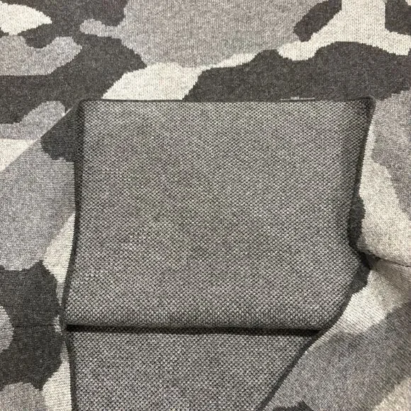 Vineyard Vines Sweater Womens Small Camo Boatneck Boxy Gray Cashmere Wool Blend - Picture 7 of 9